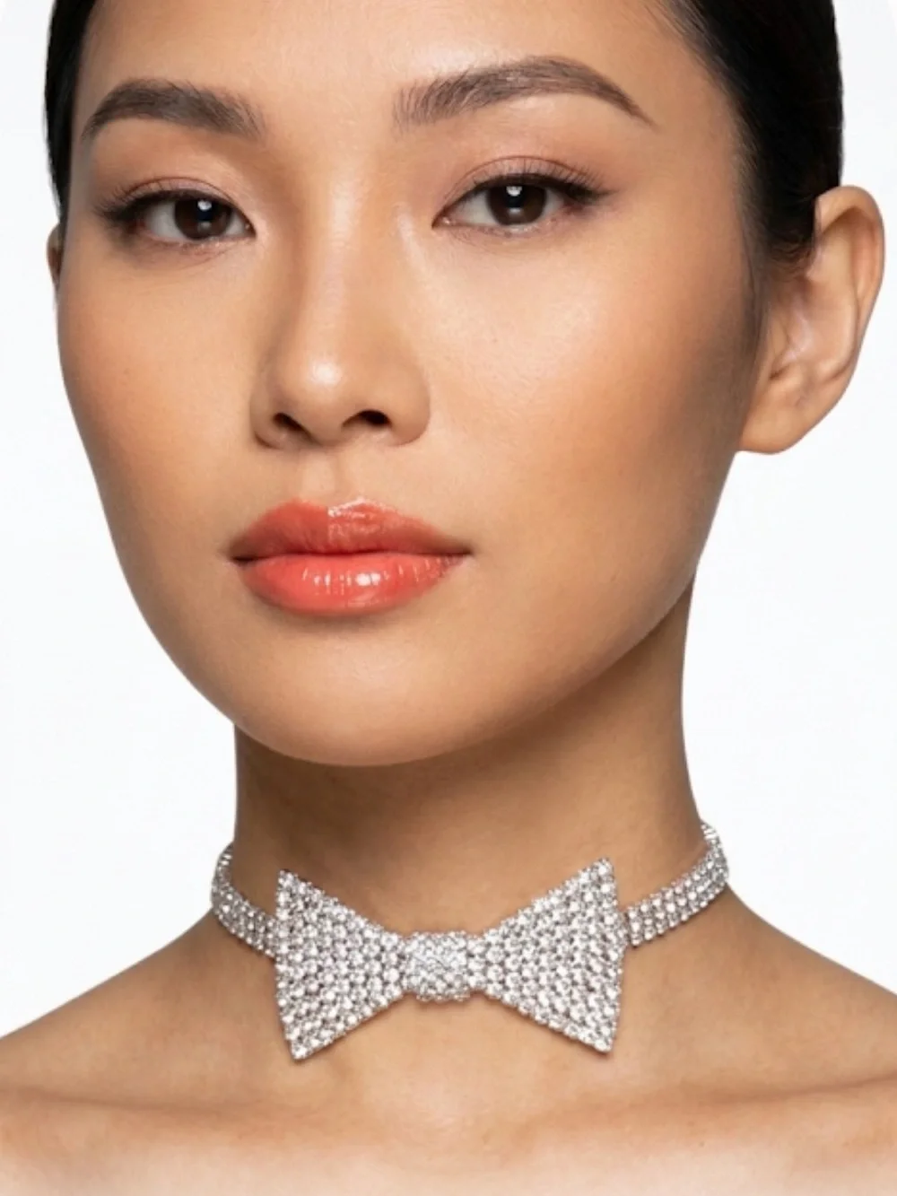 NWT Silver Crystal Bow Choker Necklace Sparkling Rhinestone Statement Coquette⁠